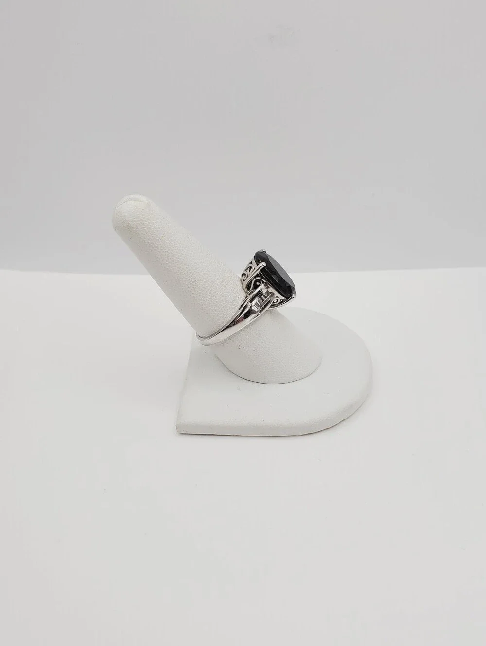 Oval Elite Shungite & White Topaz Platinum | 925 Sterling Silver Ring